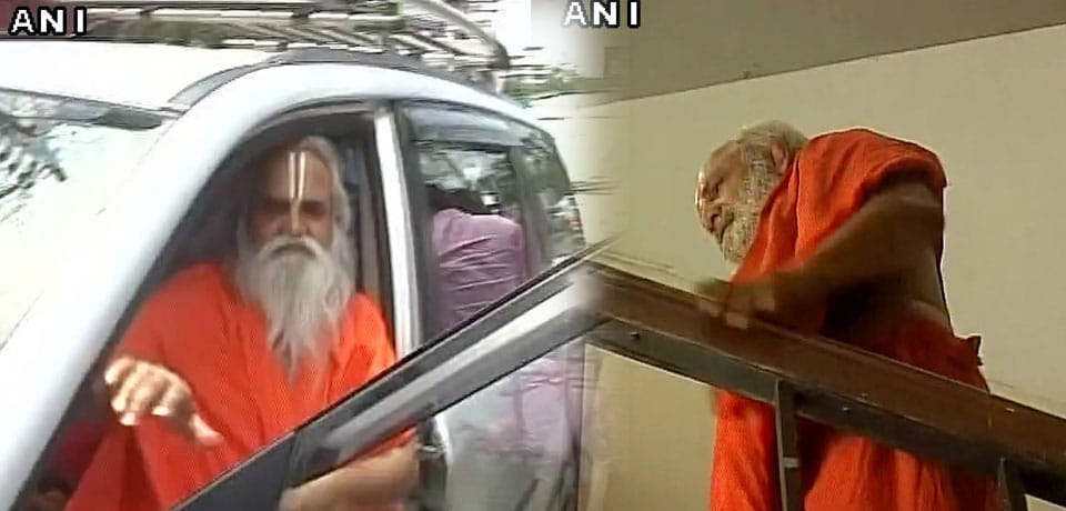 babri demolition case hindu leaders surrender in special cbi court in lucknow 