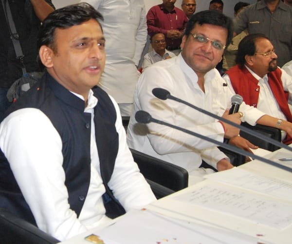 akhilesh yadav on demonetisation.