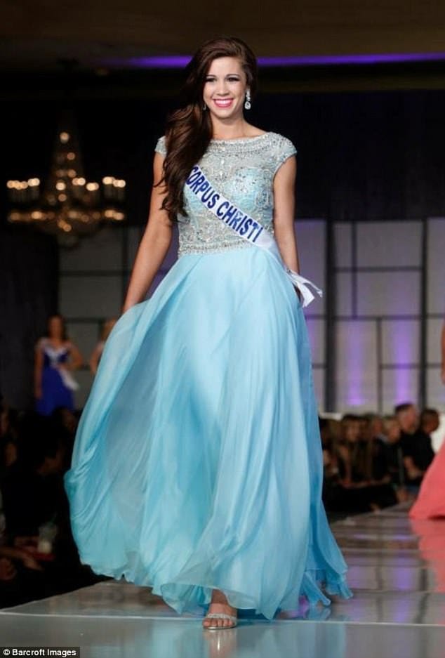 Miss Teen usa knee replaced with her own ANKLE