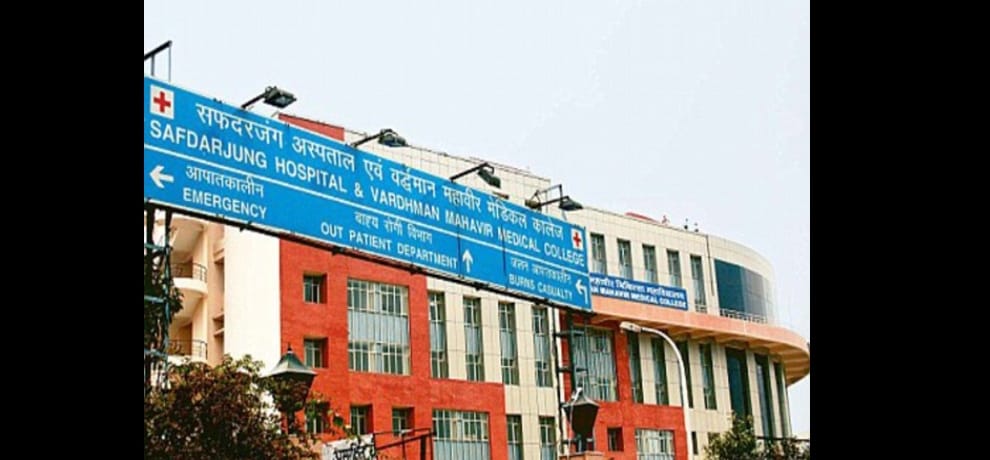  delhi Safdarjung Hospital declear death of alive pre mature infant