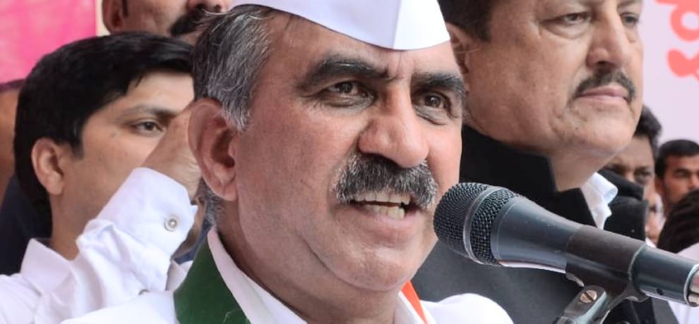 cm jairam thakur should meet sushma swaraj