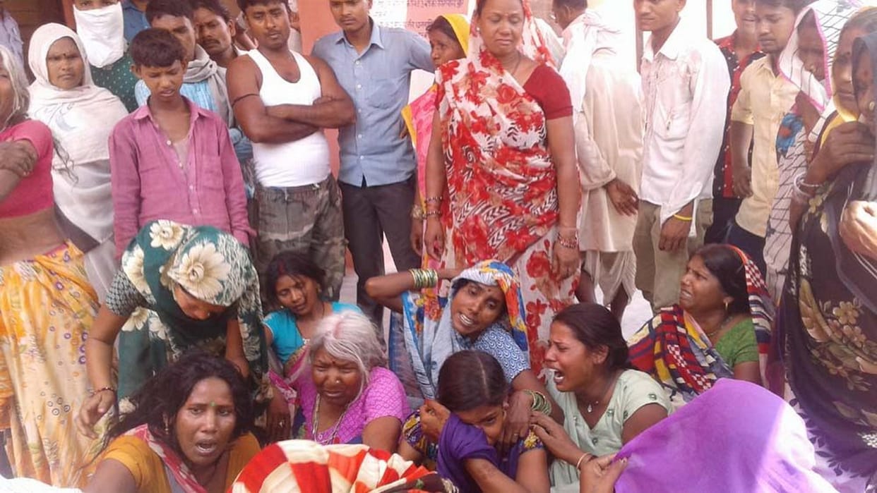 Mistri dies in accident, two injured