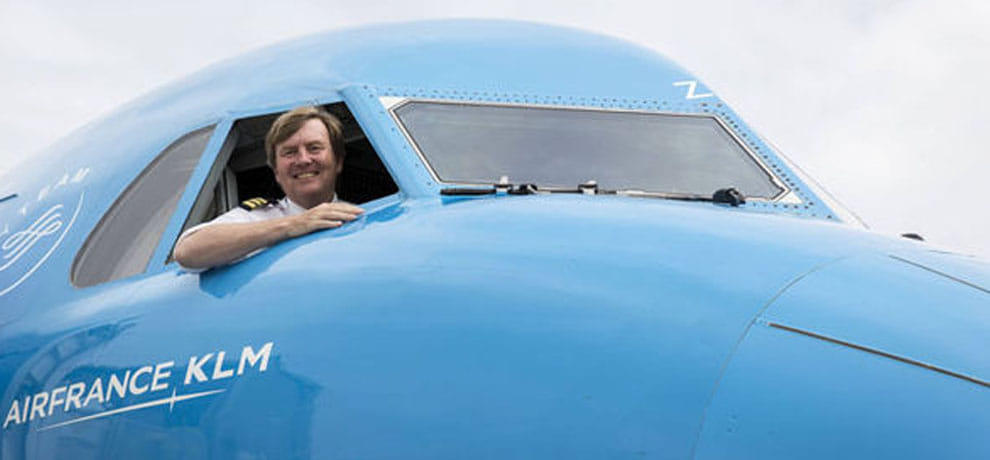 netherlands king Willem-Alexander revealed that his working as pilot for 21 years