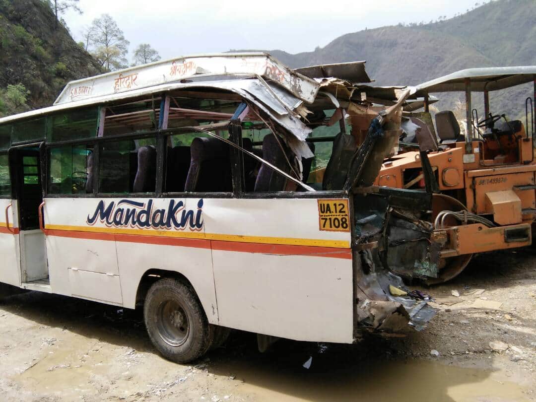 bus met with accident, five passenger killed