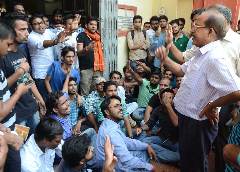 law faculty students make protset against his professor  at bhu