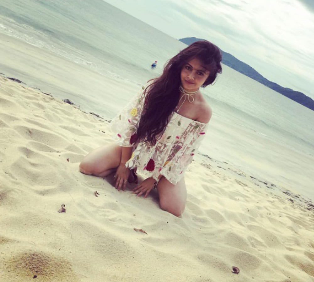 Devoleena Bhattacharjee Grandmother Gopi of 'Saath Nibhaana Saathiya' hot avatar, gopi bahu