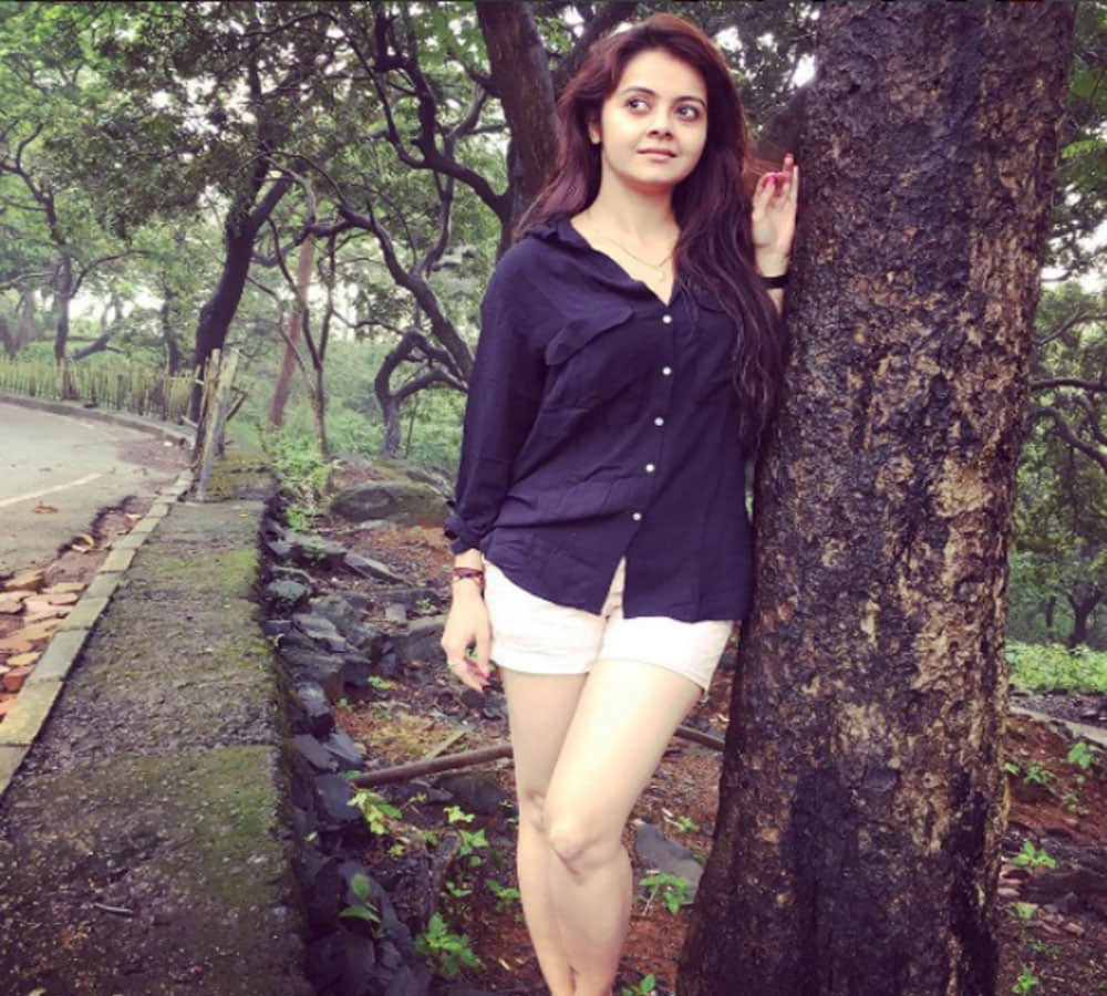 Devoleena Bhattacharjee Stuns Fans With New Belly Dance Video Fans Says Gopi bahu ye kya