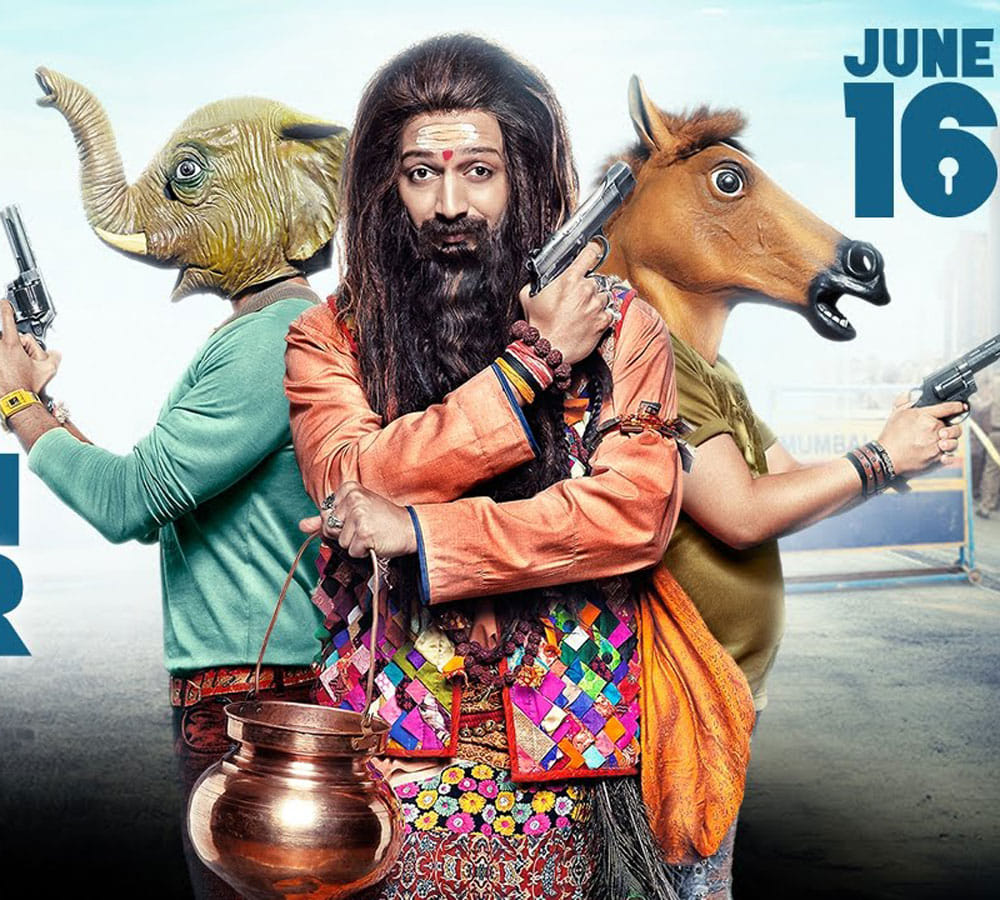 riteish deshmukh making chori ka poster with new style of promoting bank chor