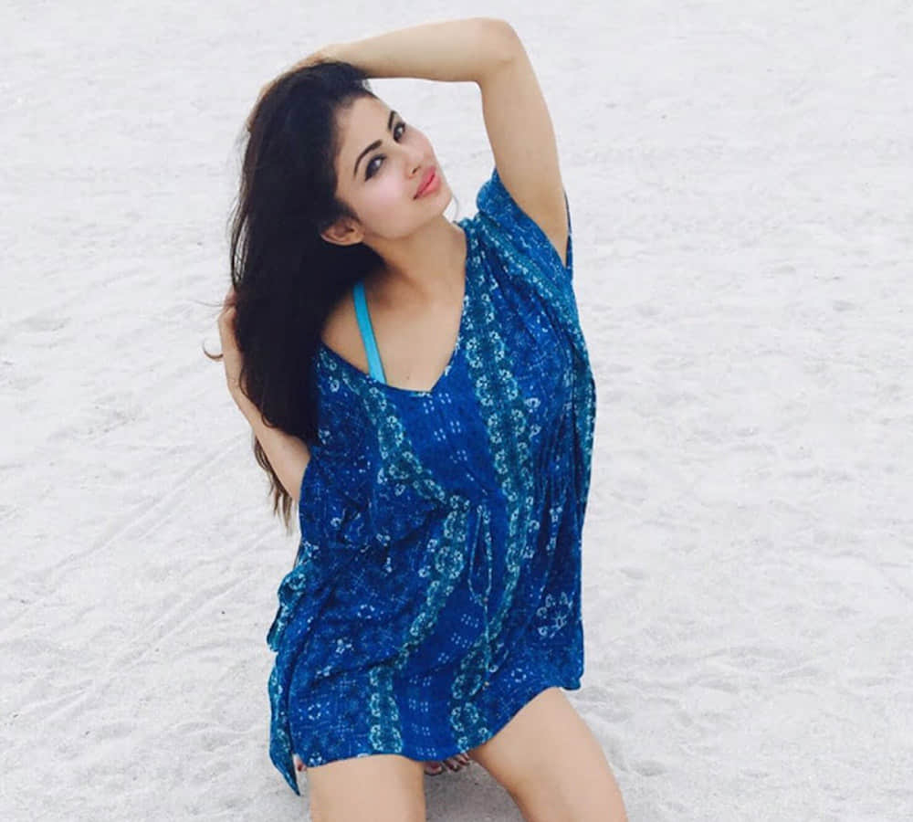 akshay kumar replace mouni roy song in the film gold
