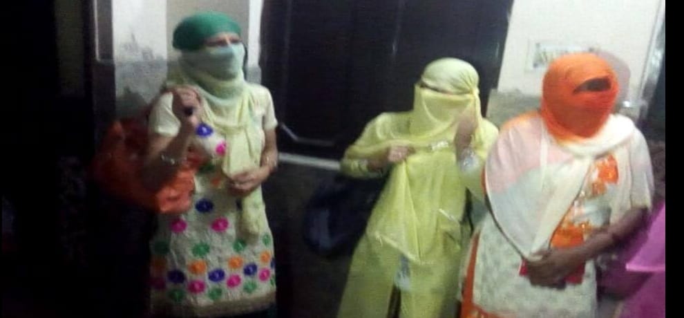 6 couples detained in objectionable position in a hotel named royal in ghaziabad