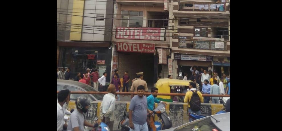 6 couples detained in objectionable position in a hotel named royal in ghaziabad