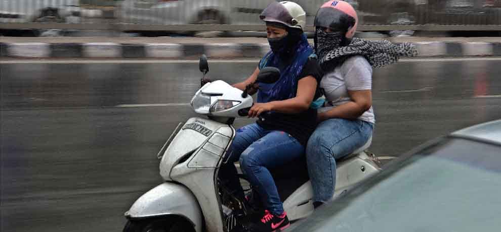 temperature go 17 degree down in delhi in just 24 hour