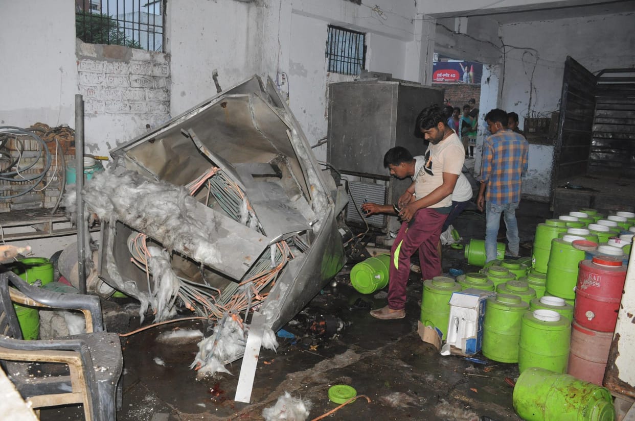 two died and two injured in blast at illegal ro plant lucknow