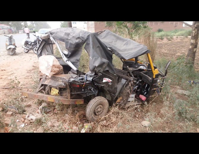 seven people killed in road accident at punjab, family was returning from shri harminder sahib