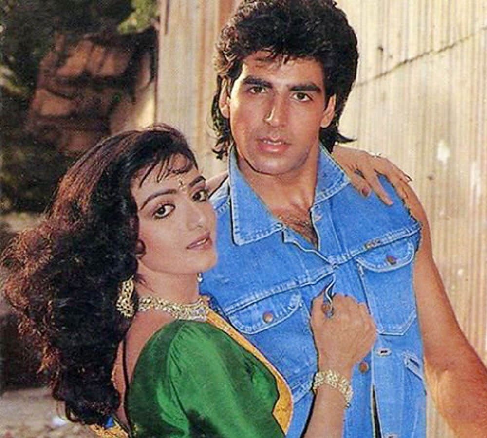 monday flashback actress shantipriya worked with akshay kumar in film saugandh