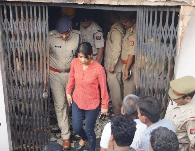 businessman house fire breaks four death