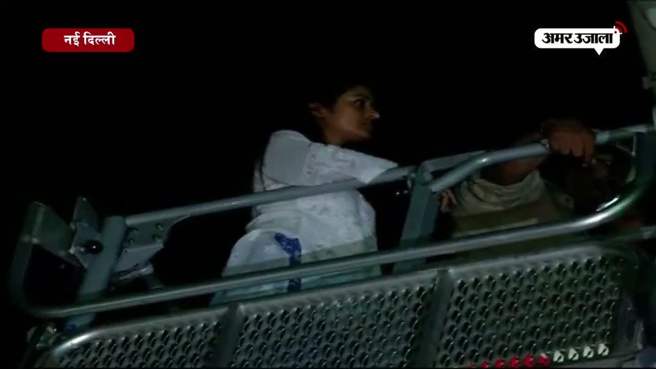 अल्का बनीं मुसीबत 