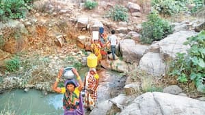 Due to the death of the dalit, the death to go to water