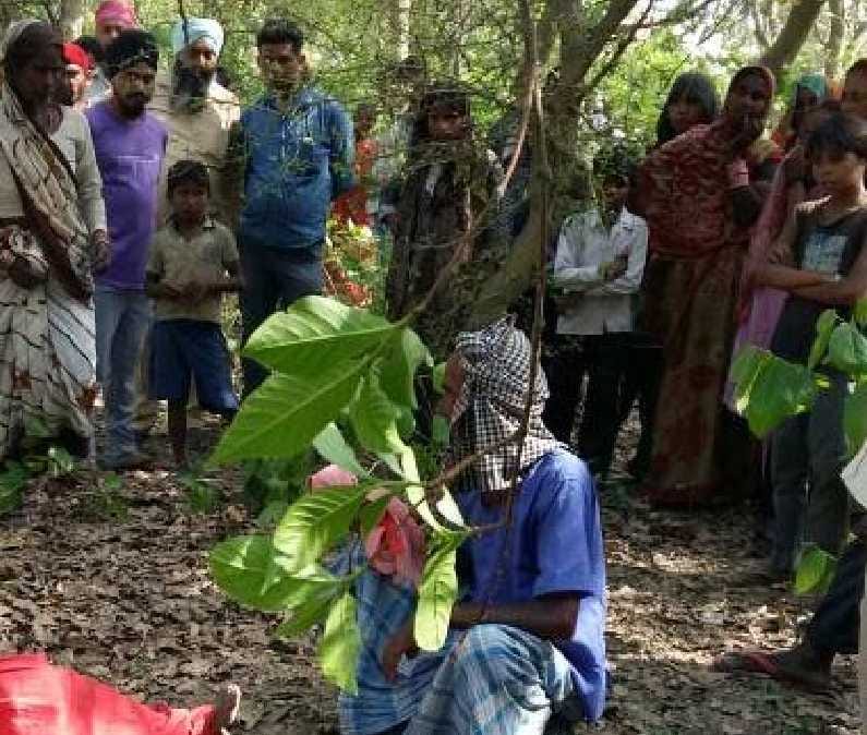 Found dead hanging of newly married woman, fear of murder