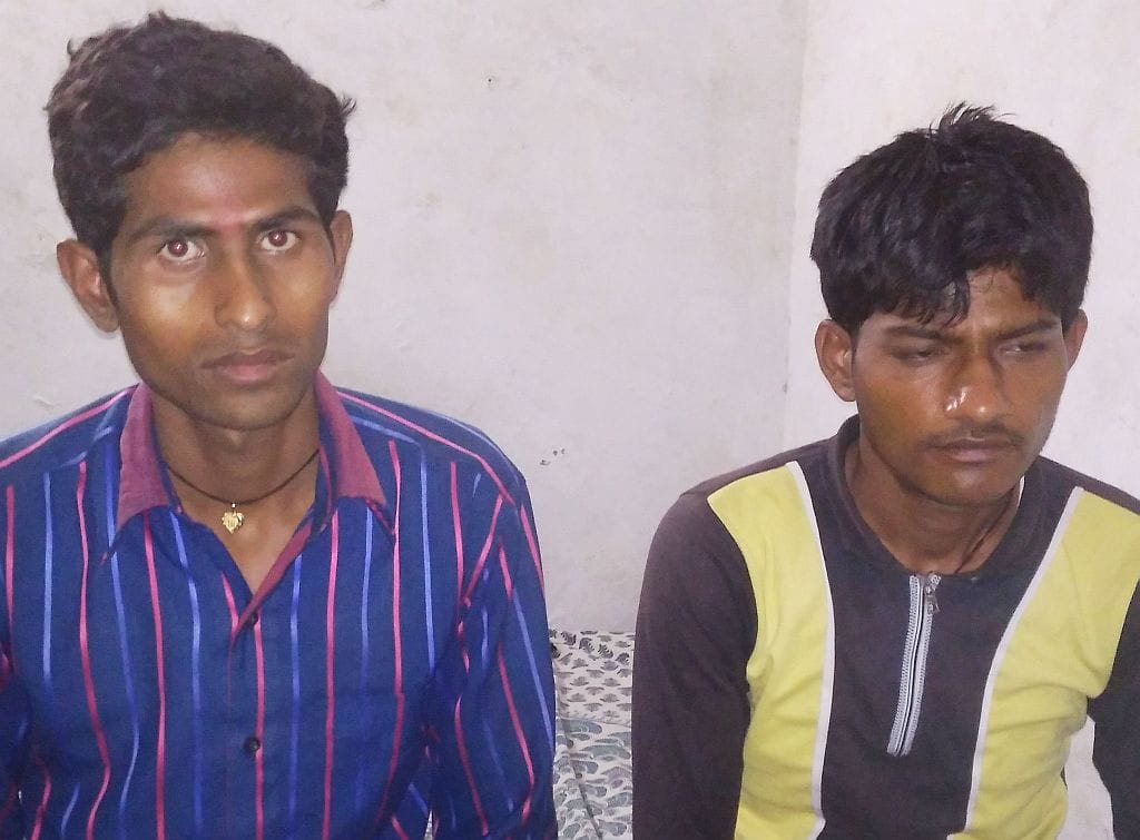 Two lakhs of tobacco-filled canisters looted