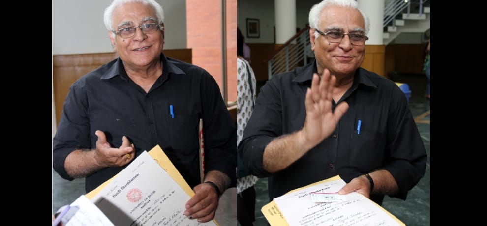 66 year old man trying to get admission in delhi university