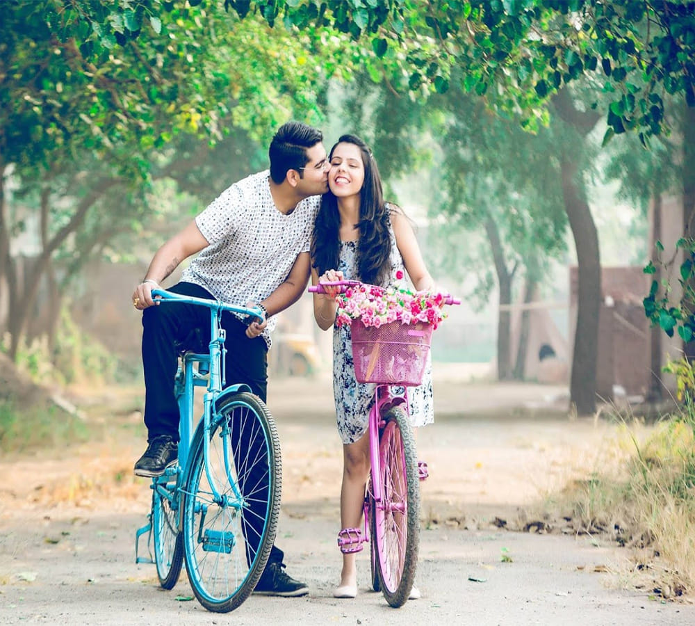 this zodiac sign women is the most romantic according to astrology