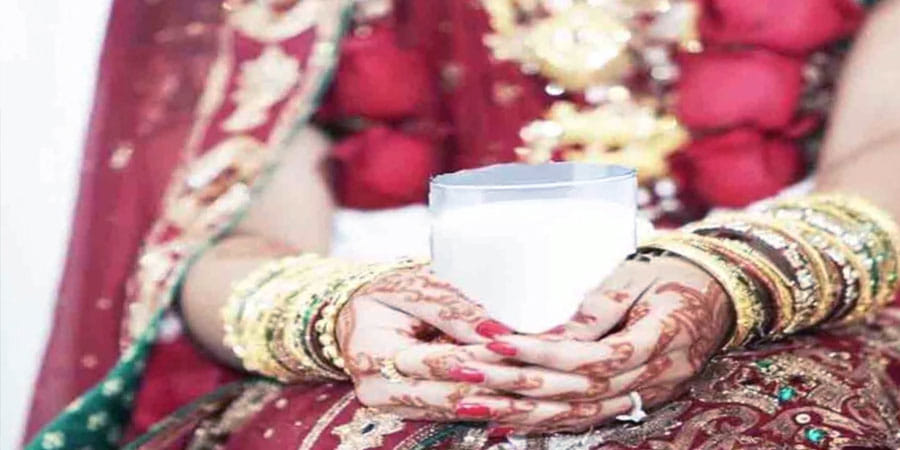 Ballia groom send message to bride mobile, the lost conscious and broken marriage