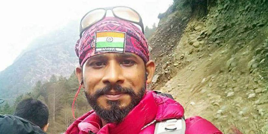 know why family is refusing to the death of mountaineer ravi kumar 