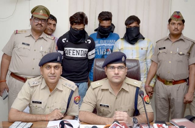 Mobile Robbers, BBA-Engineering Students, to Raise Girlfriends Expenses