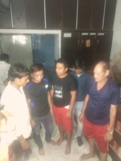 sex racket busted in kashmiri bazar area of agra