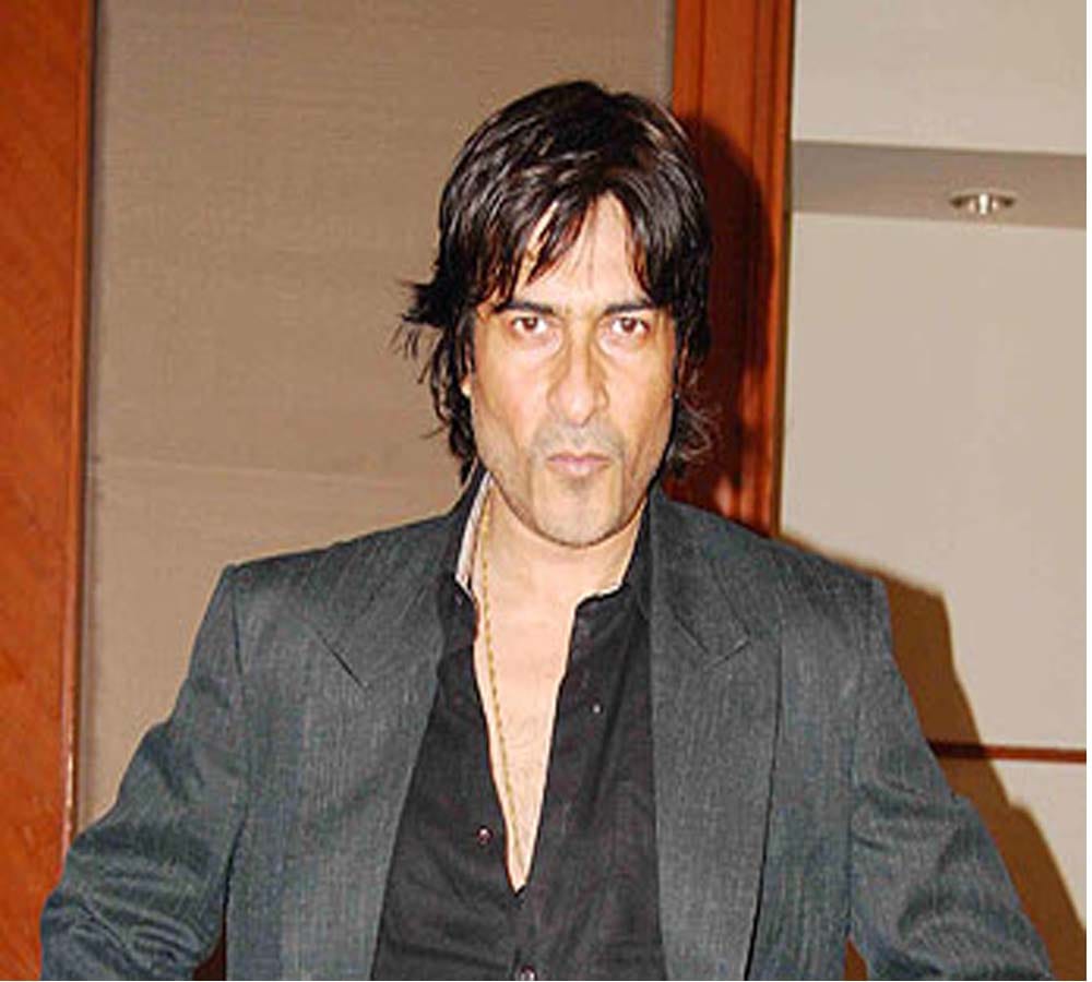 'Josh' movie actor Sharad Kapoor flop in films, owns hotel in Bangalore and Mumbai