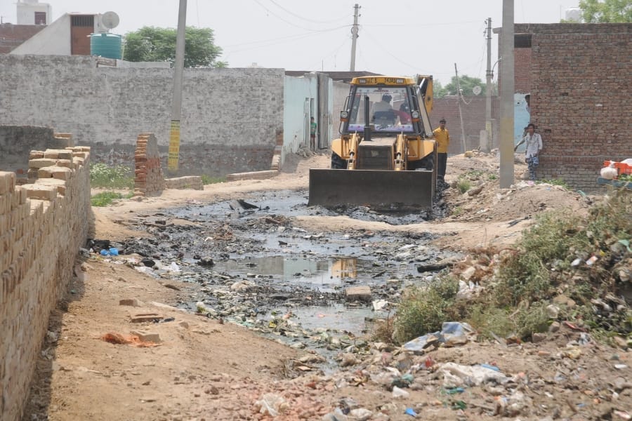 scene of village in agra changes after inspection of cm yogi adityanath