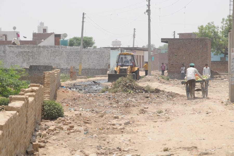 scene of village in agra changes after inspection of cm yogi adityanath