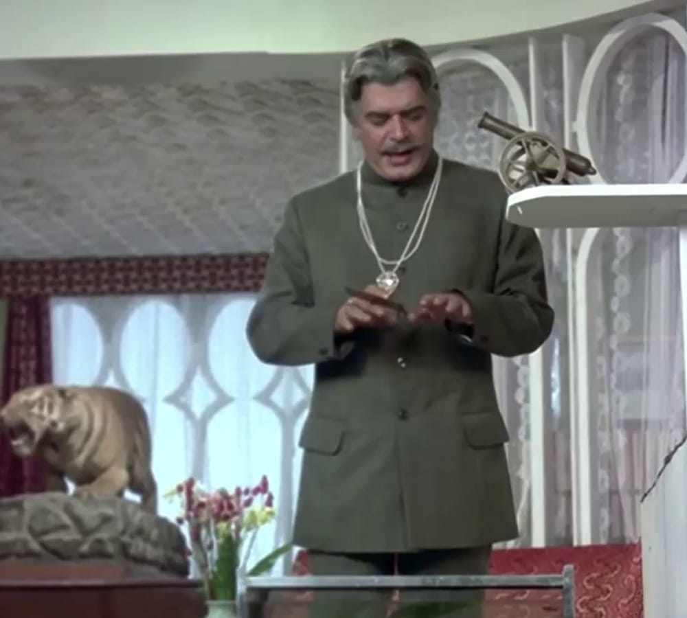 Actor Ajit Khan birth Anniversary how he start his bollywood career