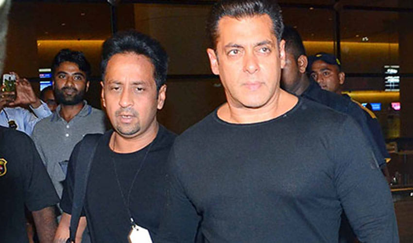 salman khan returns from dubai for tubelight trailer launch