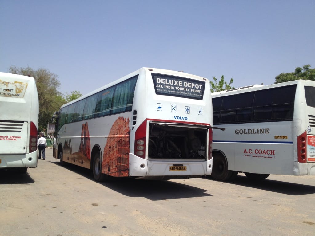 driver saves bus from bus accident