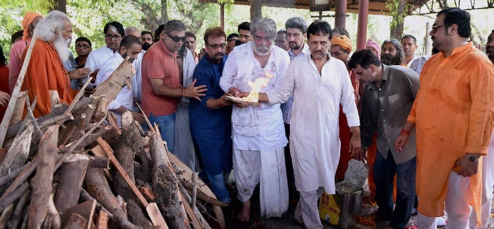  funeral of godman Chandraswami at Nigambodh Ghat in New Delhi