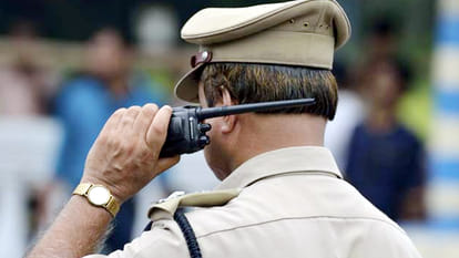ridicule of up police