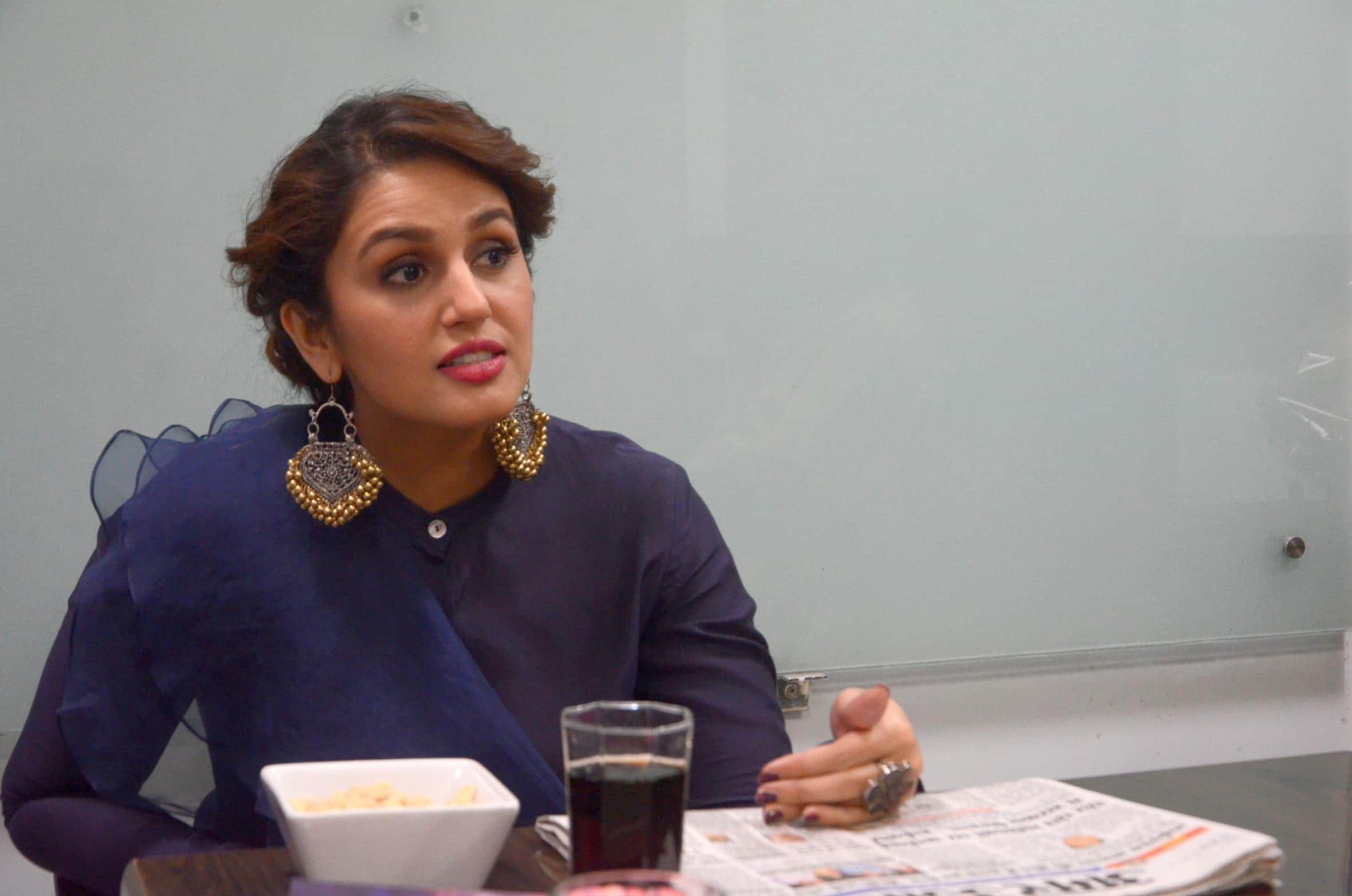 huma qureshi Says Why don’t you just take an axe and start butchering these students