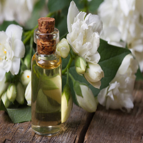 Know how you to spice up your sexual life with the help of these essential oils?