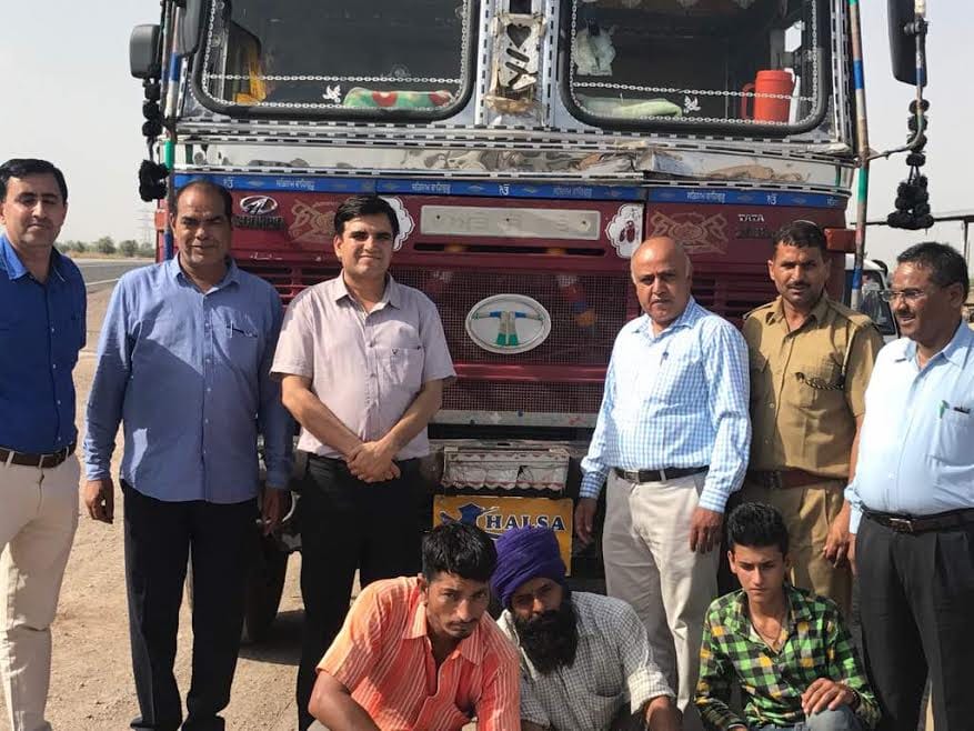 illegal English liquor seized a truck
