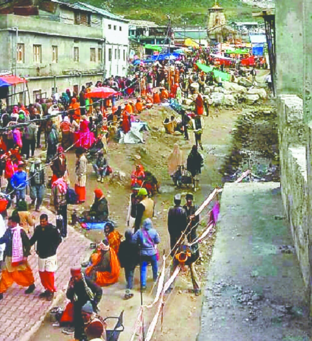pilgrims are helpless in kedarnath
