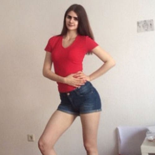 OMG! This 18 year girl wants to sell her Virginity for sale to the highest bidder