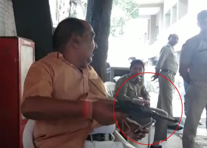 attempt to kidnap of lda clerk mukteshwarnath ojha