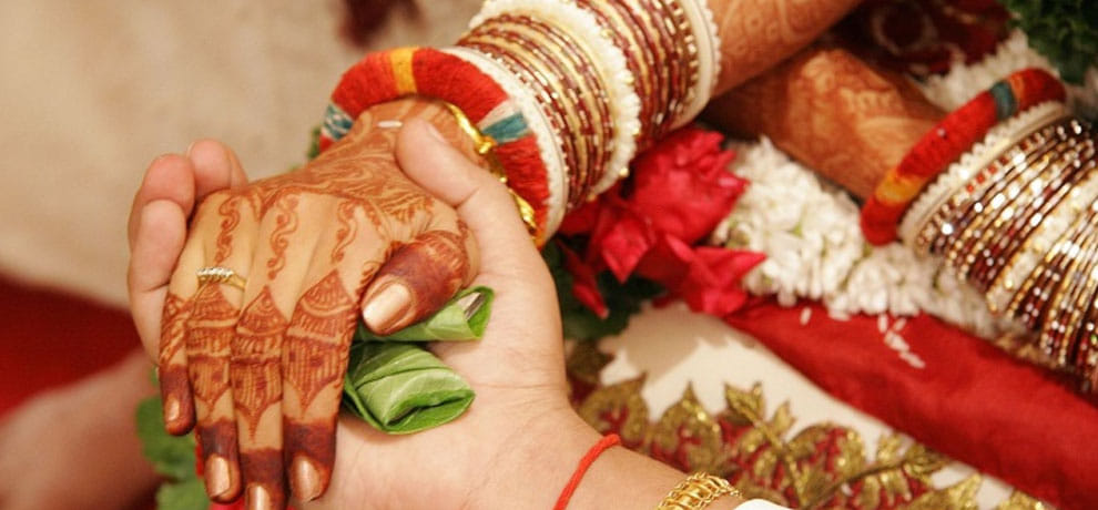 After the marriage was revealed, the wife is Trans
