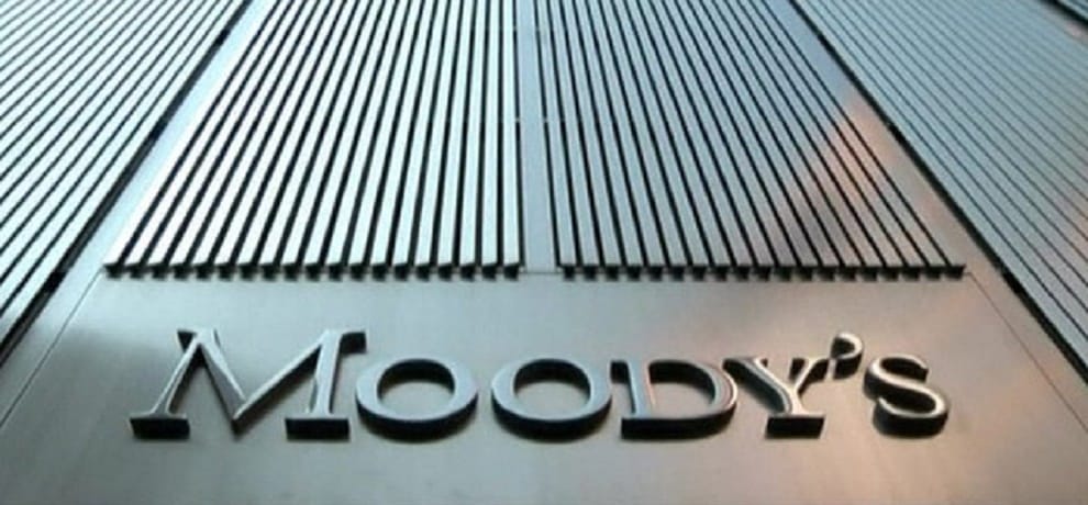 moodys cuts china's rating first time since 1989