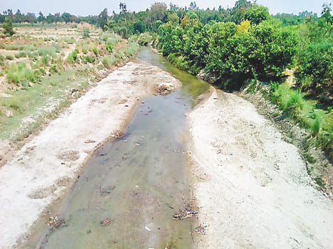 sdaneera eshan nadi sookhi