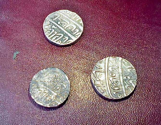 Bank not taking coins, traders upset