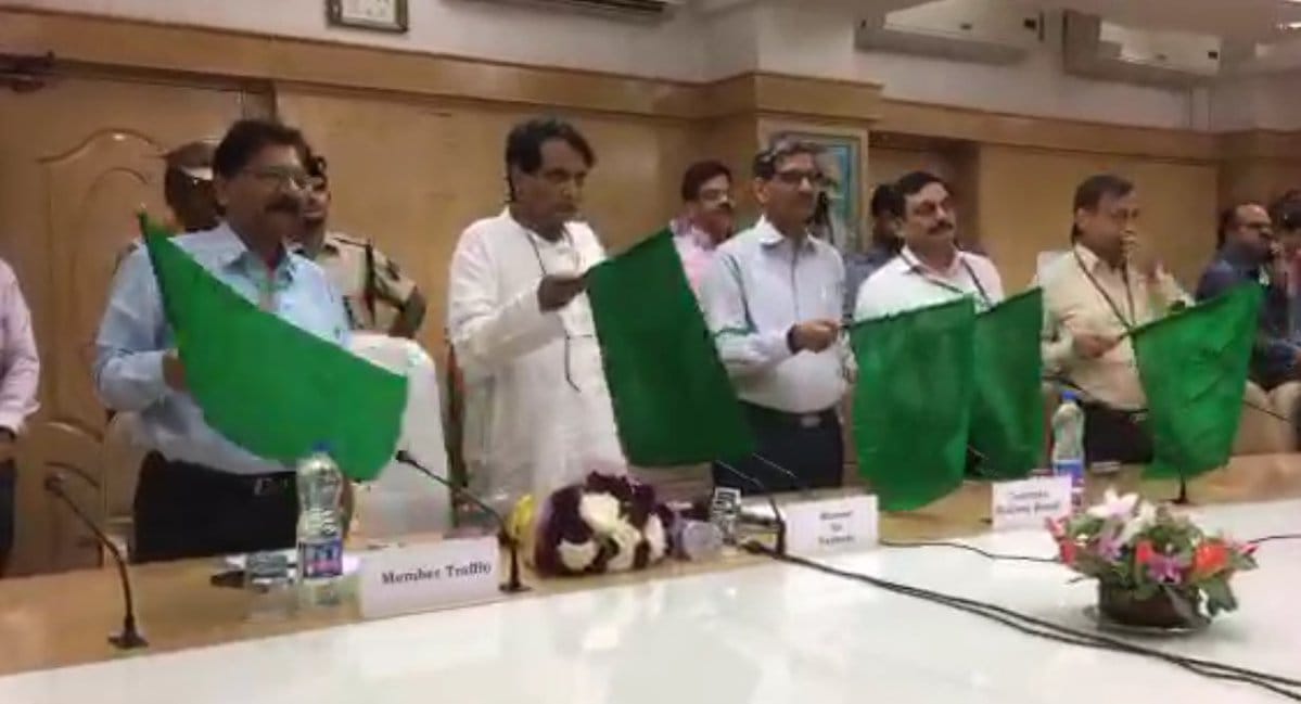 World human express Train from Varanasi to Hubli