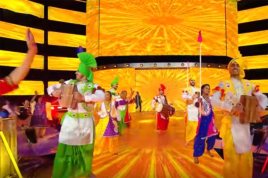 WWE Champions Jinder Mahal Celebrates His Victory With Bhangra